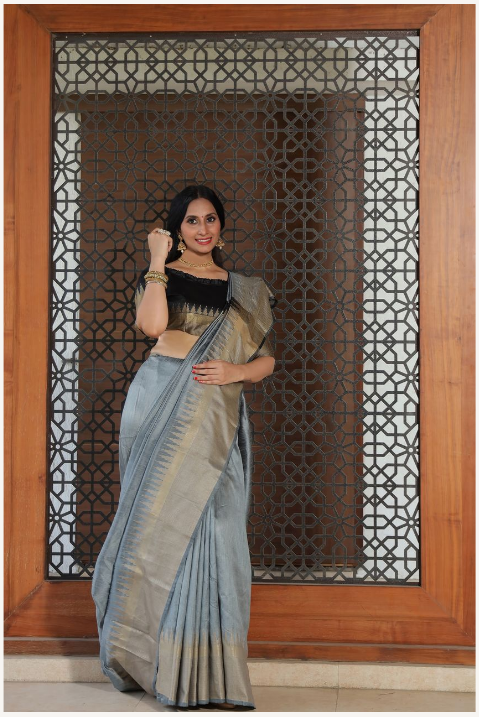 Women's Grey Raw Silk Zari Woven Saree With Blouse - Vishnu Weaves