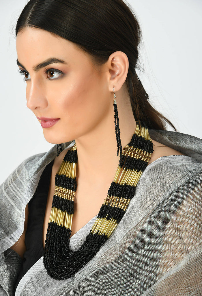 Kamal Johar Black Color Necklace with Ear