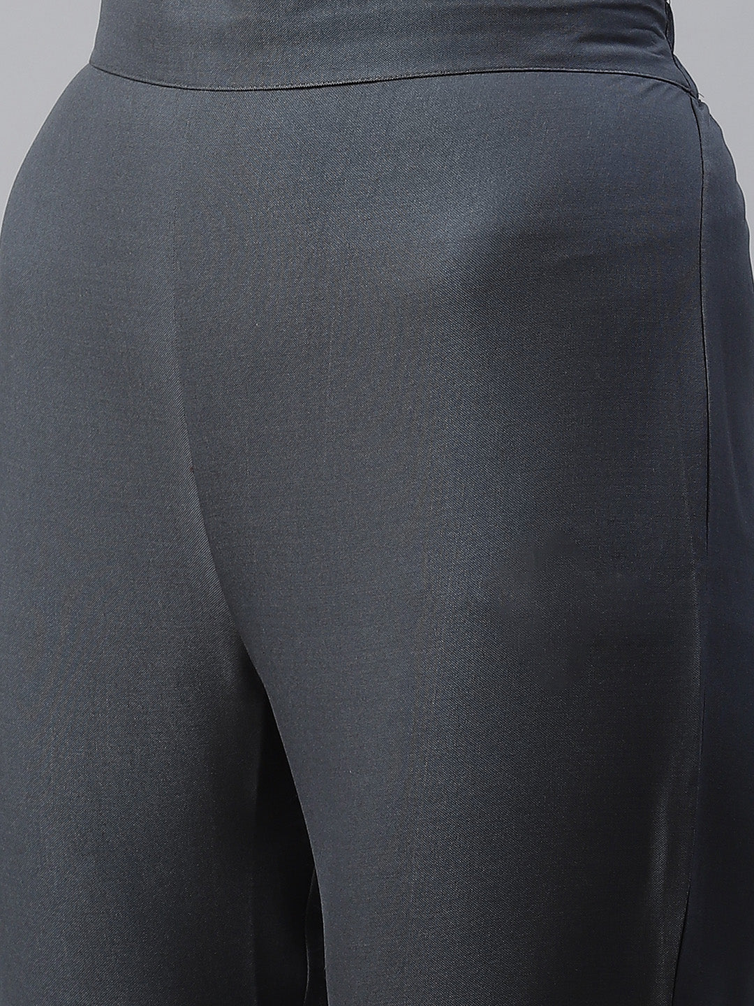 Women Grey Rayon Kurta With Pant by Ziyaa (2pcs Set)