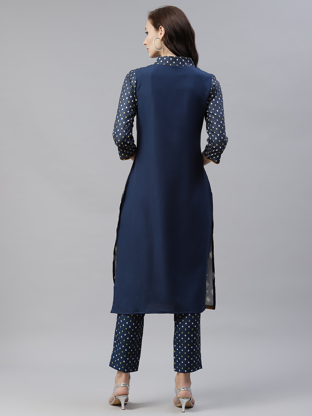 Women's Navy Blue Color Digital Printed Straight Kurta And Pant Set - Ziyaa
