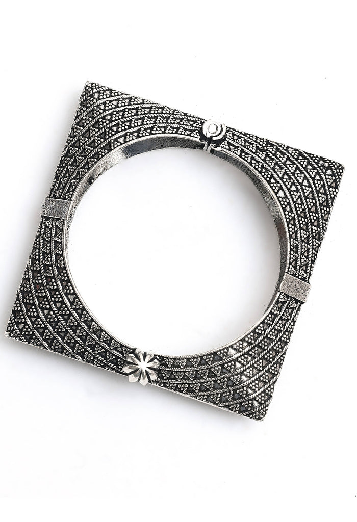 Johar Kamal Traditional Silver color Bracelet