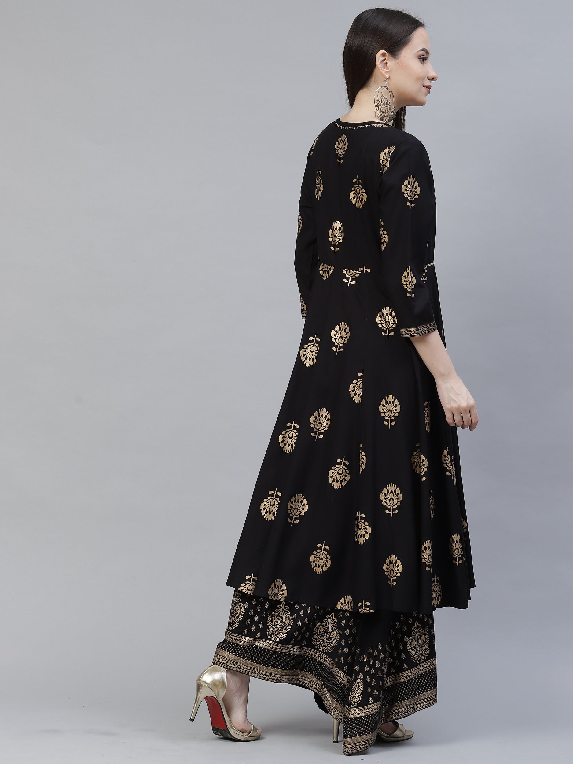 Women's black and gold printed flared dress - Meeranshi