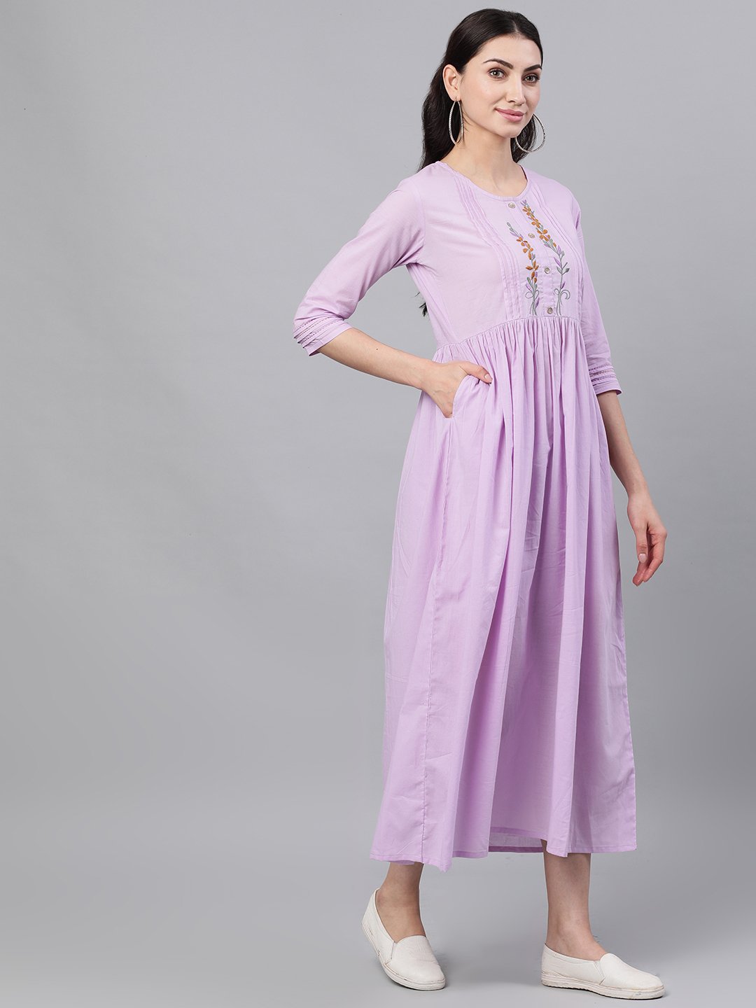 Women's Lavender Solid Solid Round Neck Cotton Maxi Dress - Nayo Clothing