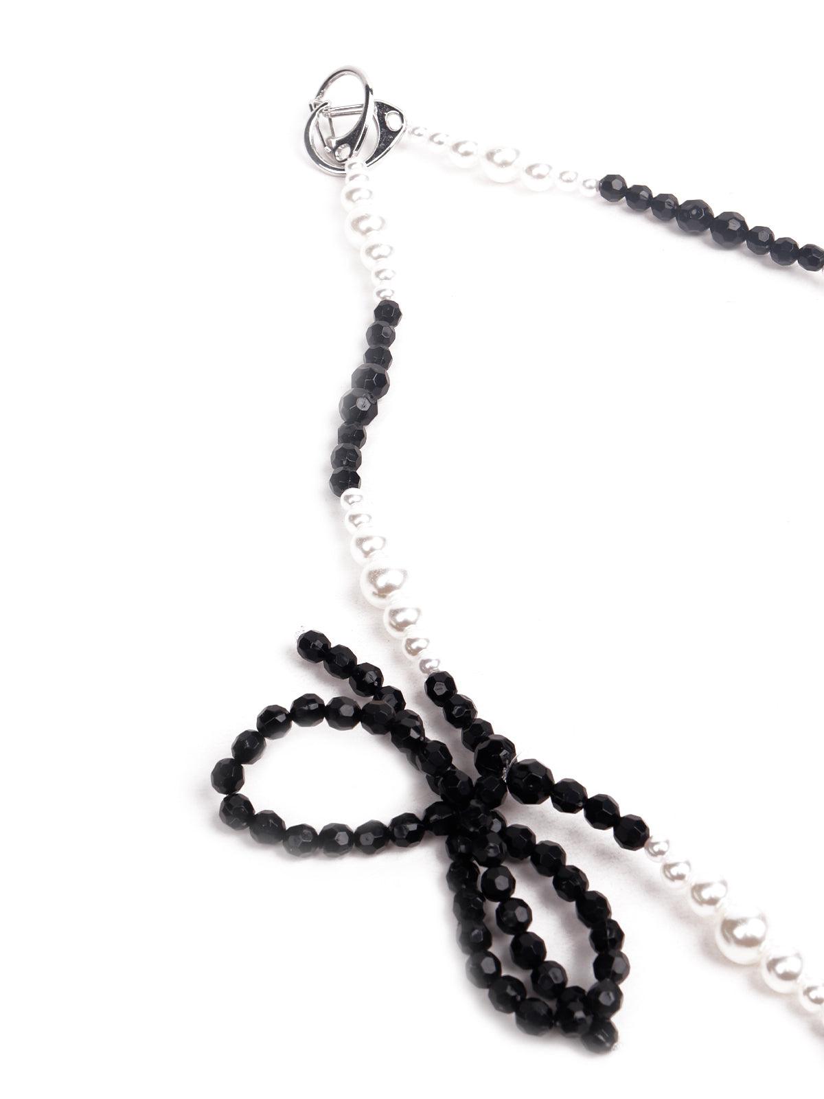 Women's Black And White Stunning Necklace - Odette