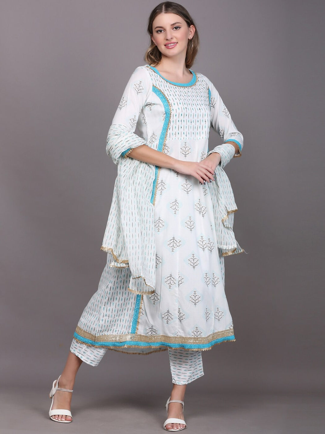 Women's Floral Printed Kurta With Trousers & With Dupatta - Noz2Toz