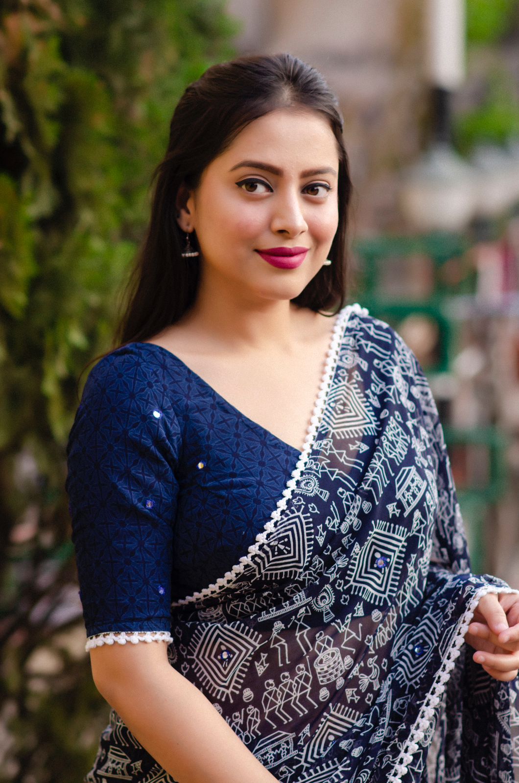 Women's Soft georgette saree with worli prints and aari mirror work - stavacreation
