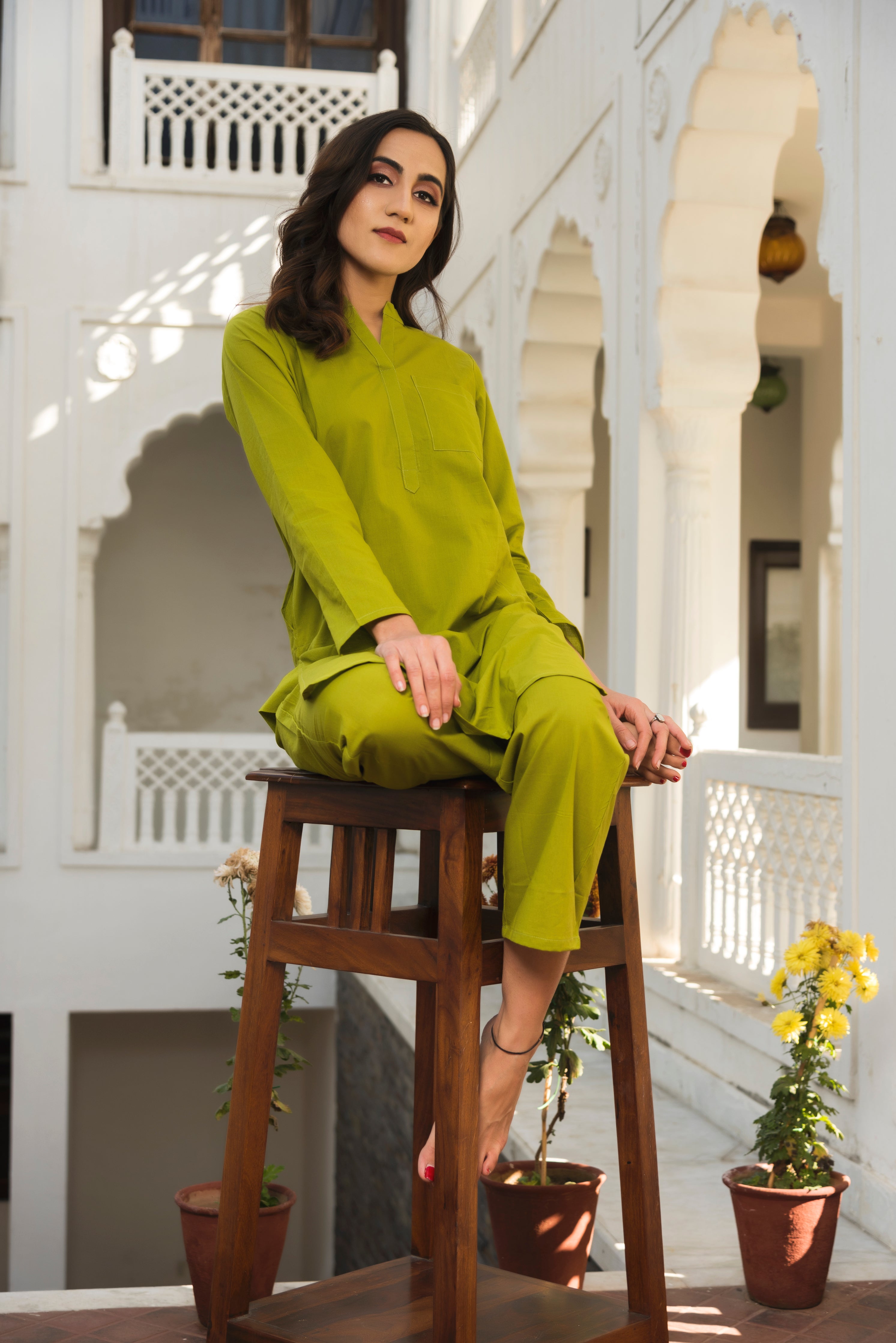 Women's Tulip Green Kurta Pant Set - Pomcha Jaipur
