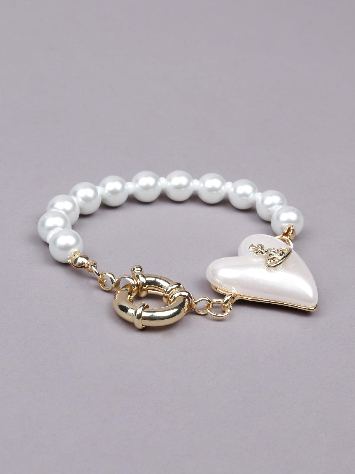 Women's Cute Pearl Embellished With A Heart Bracelet - Odette