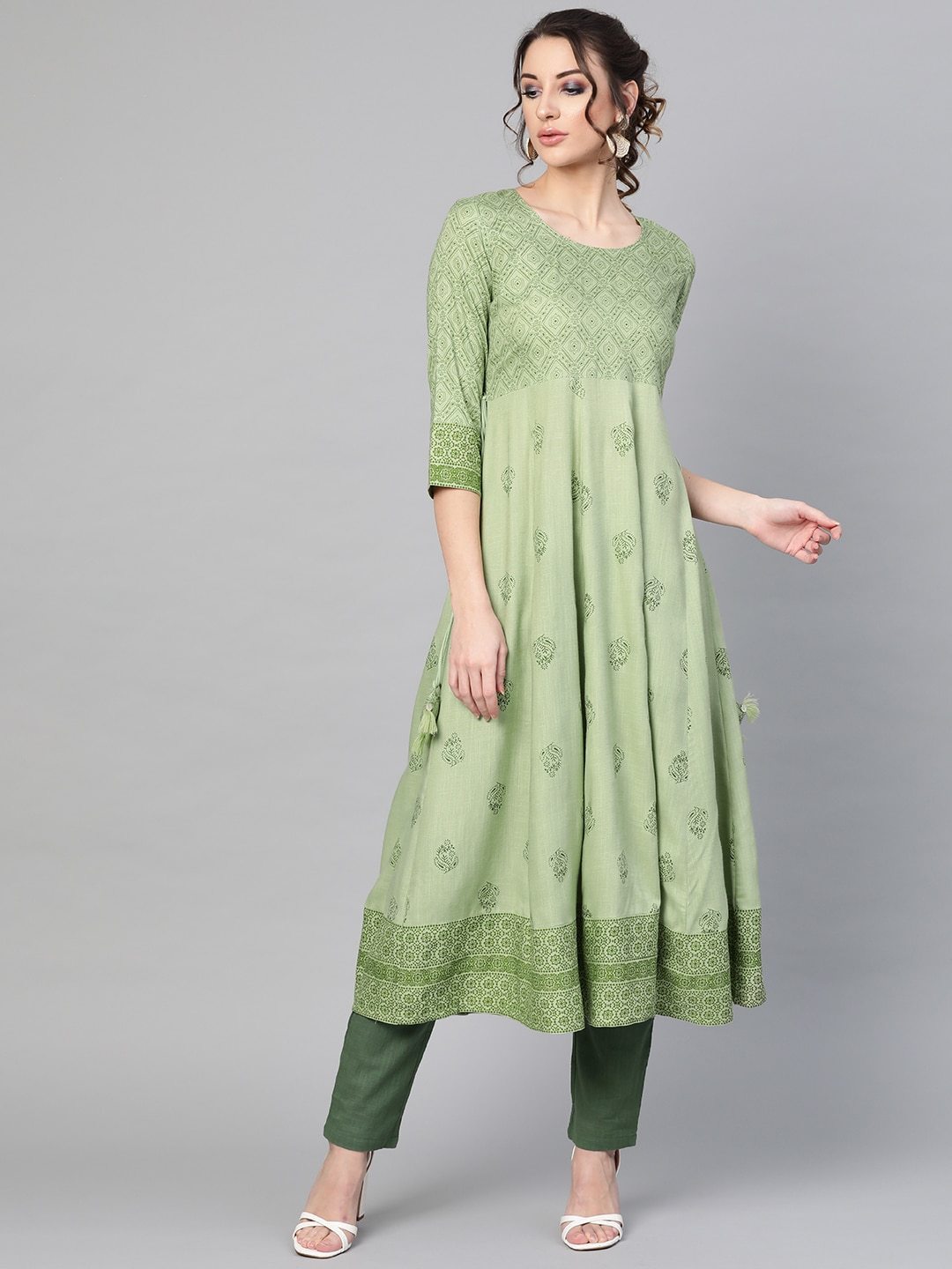 Women's  Green Printed Anarkali Kurta - AKS