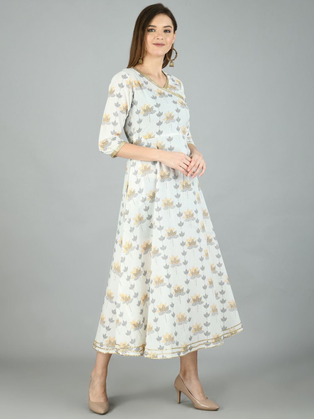 Women's Off White Cotton Printed 3/4 Sleeve V Neck Casual Dress - Myshka