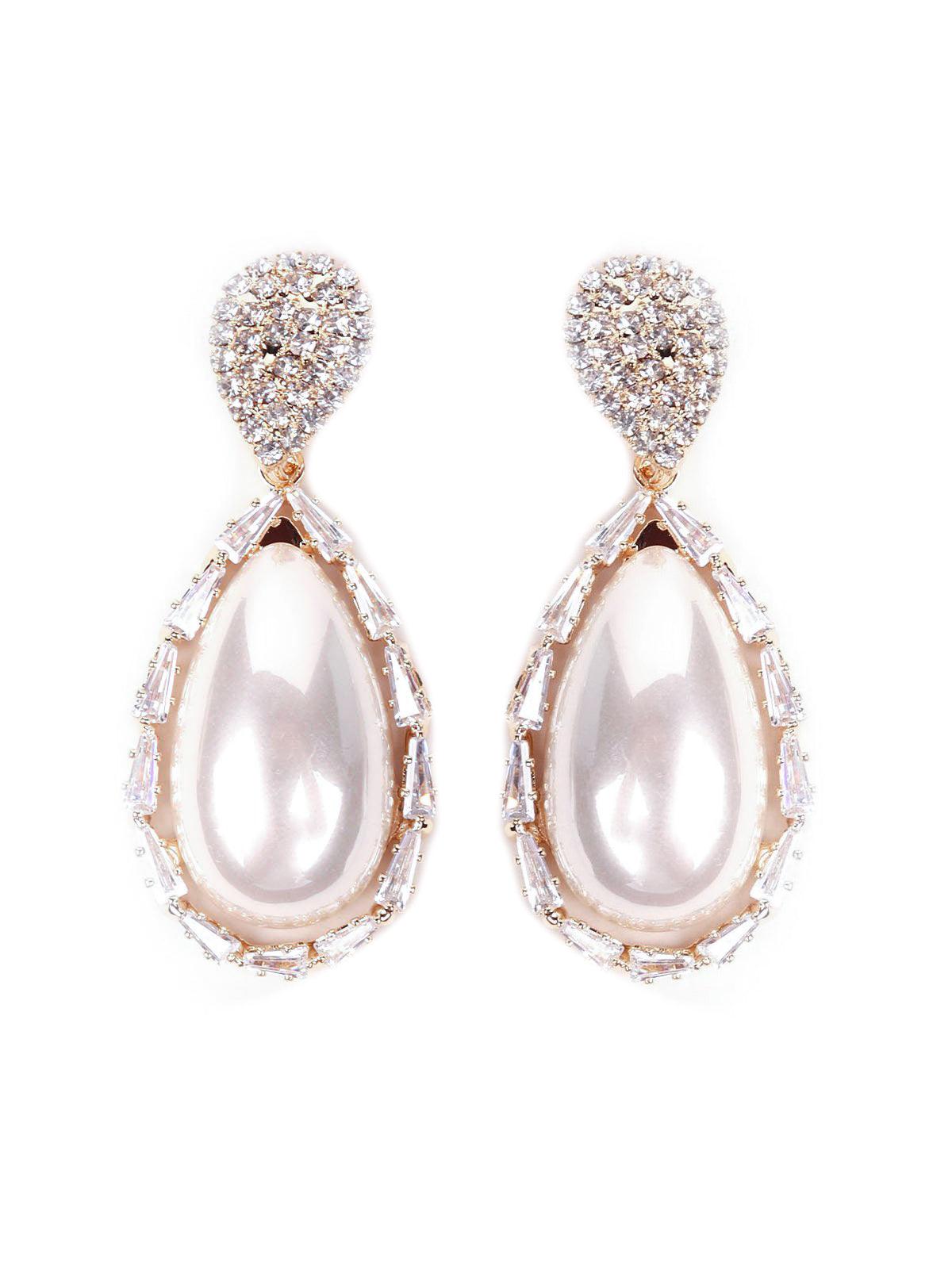Women's Elegant Teardrop Gold Pearl Studded Earrings - Odette
