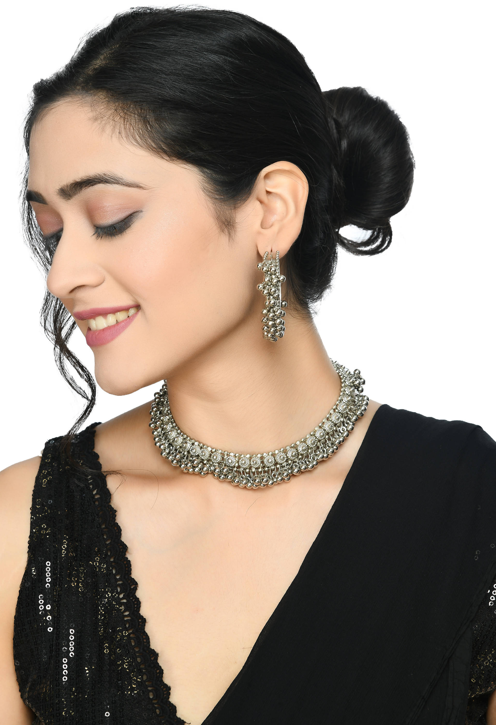 Trendia Silver-Plated Choker Necklace with Earrings Jkms_093