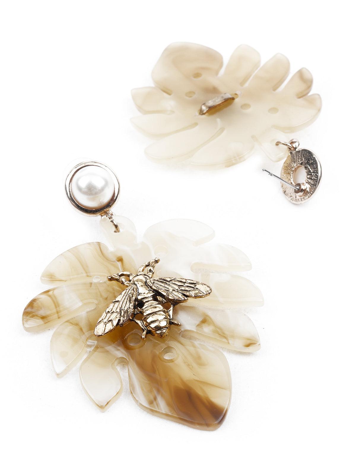 Women's Gold Leaf Dangle Earrings - Odette
