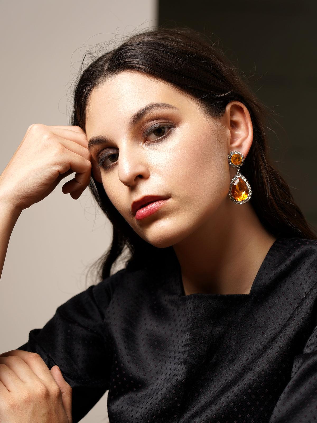 Women's Golden Brilliant Drop Earrings - Odette
