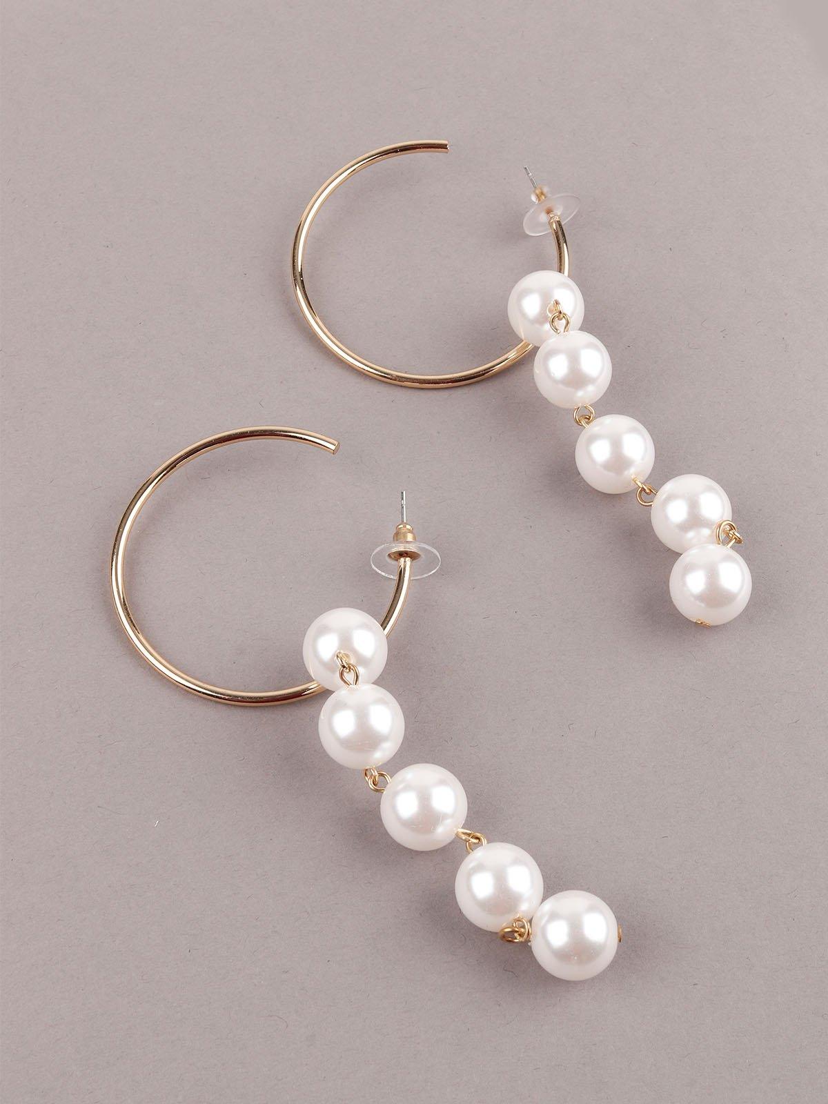 Women's Golden Hoop Earrings With Pearls - Odette