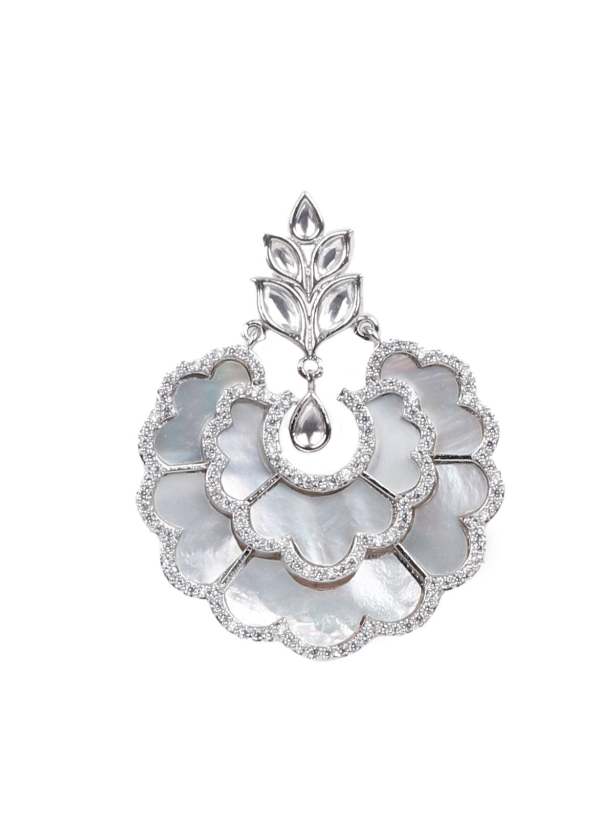 Women's Gorgeous Silver Shimmering Earrings - Odette