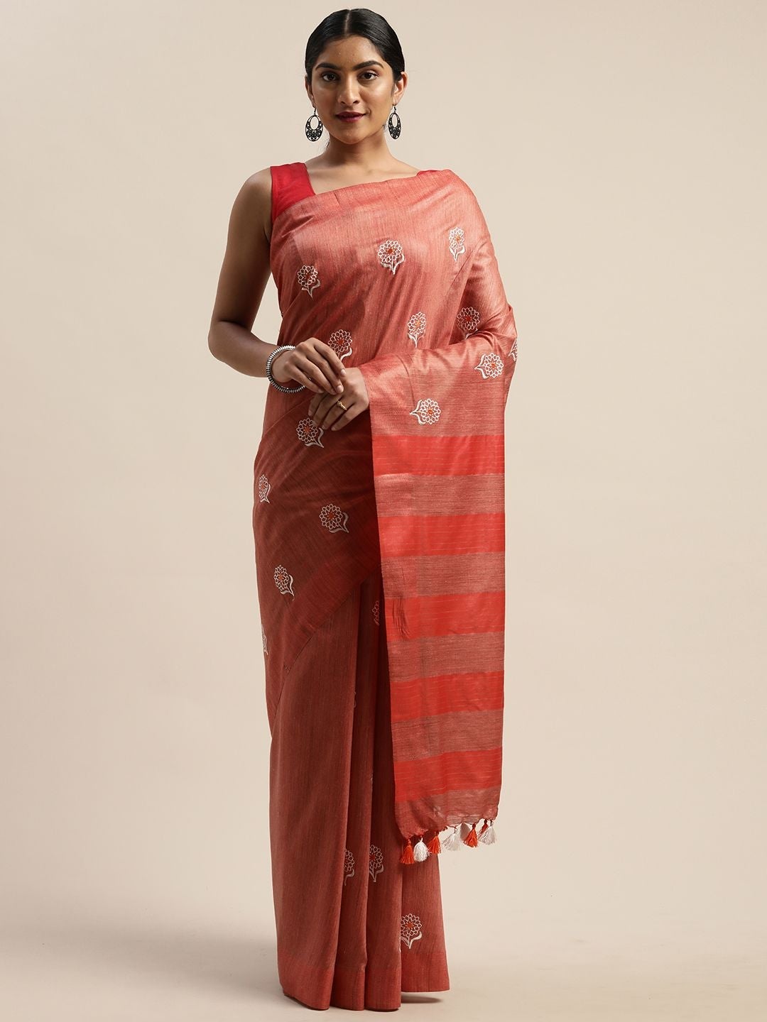 Women's Handloom Kota Saree With Flower Embriodery - Olive Mist