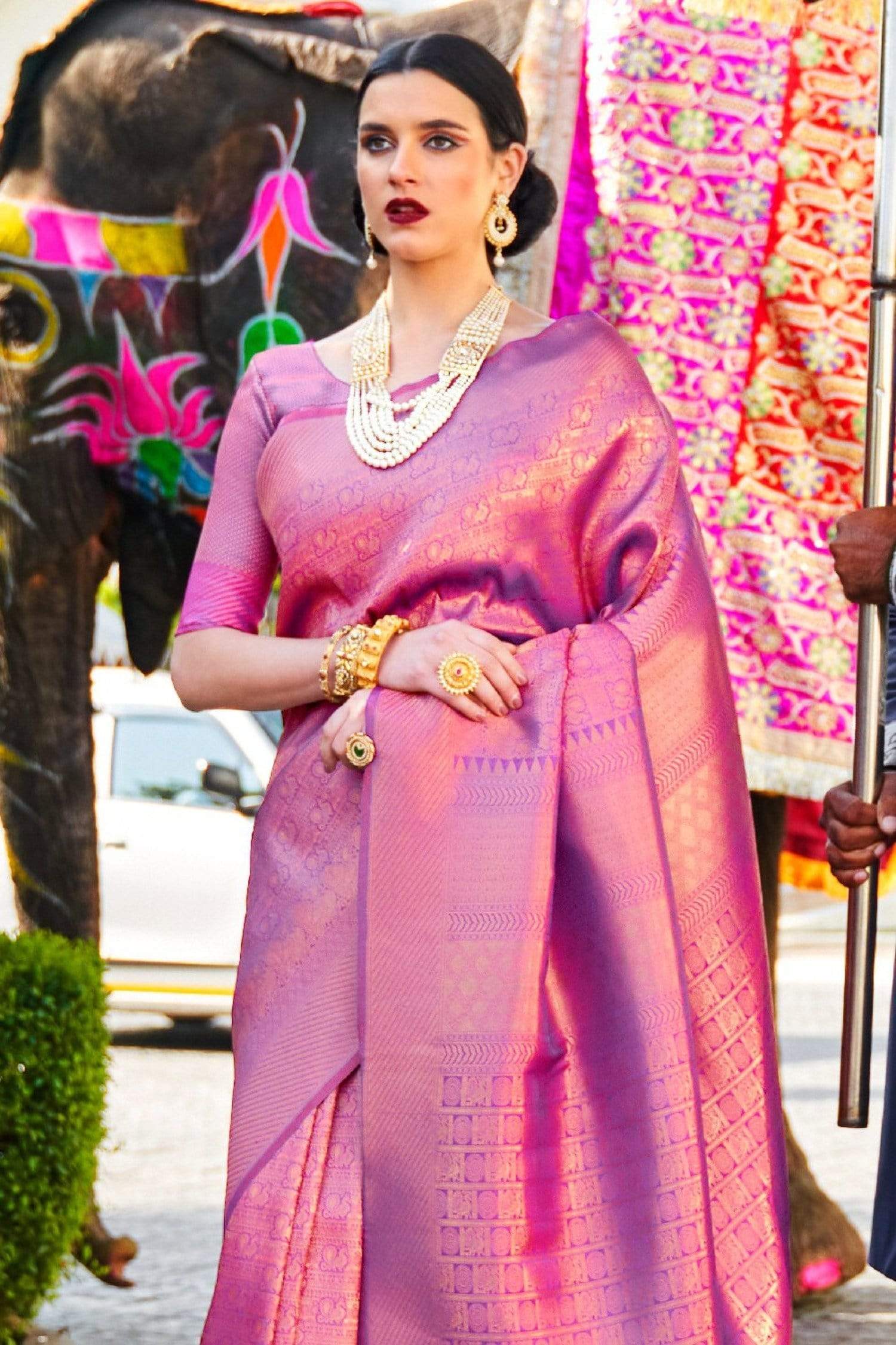 Women's Wine Purple Woven Kanjivaram Saree - Special Wedding Edition - Karagiri