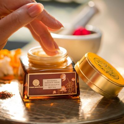 Soundarya Radiance Cream With 24K Gold & SPF 25 - Forest Essentials