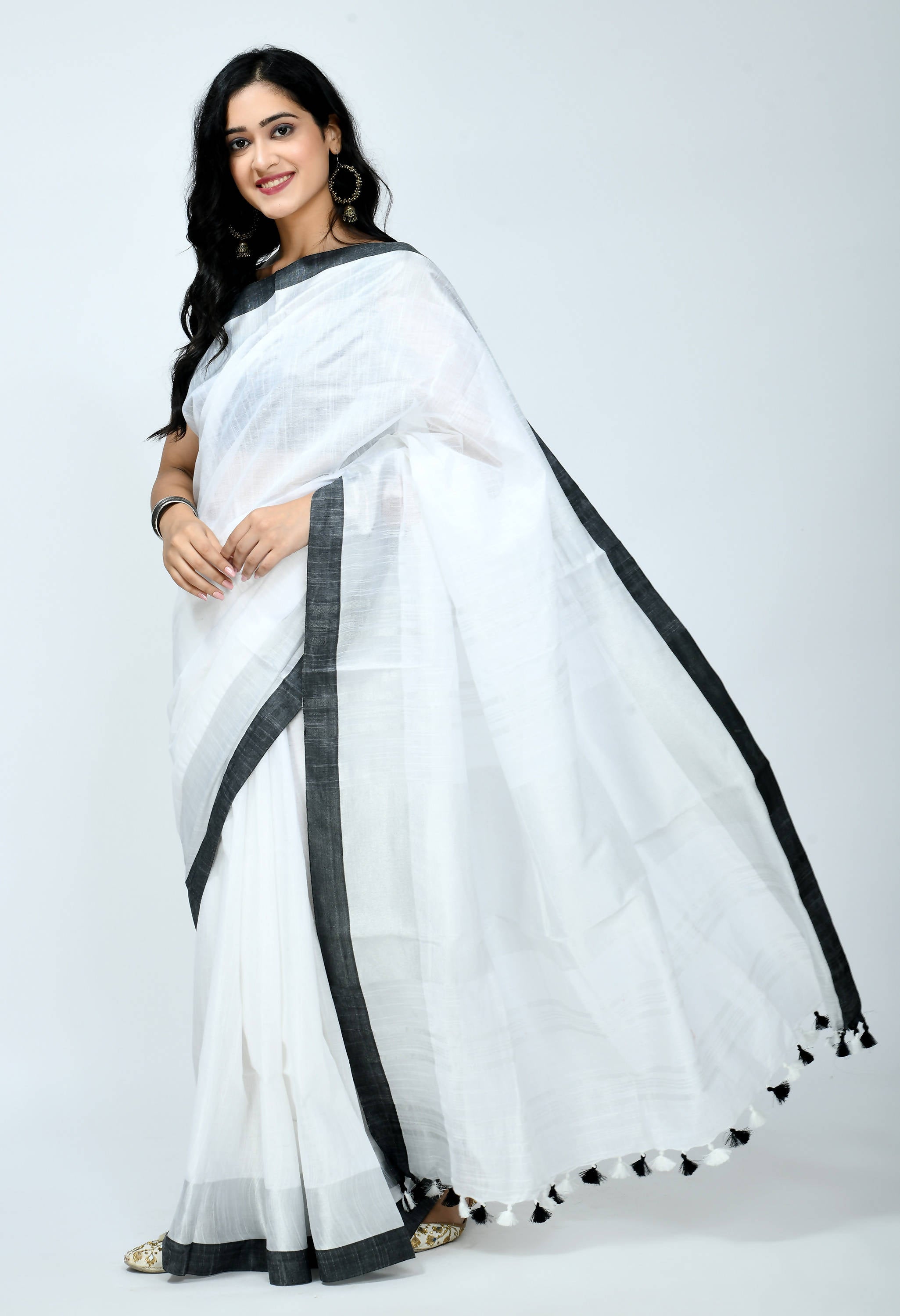 Women's Bhagalpuri Handloom Cotton White Color Saree Mfsaree_030
