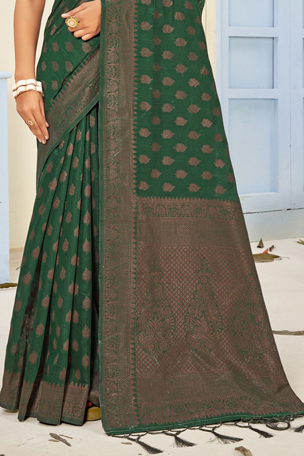 Women's Green Cotton Woven Zari Work Traditional Tassle Saree - Sangam Prints