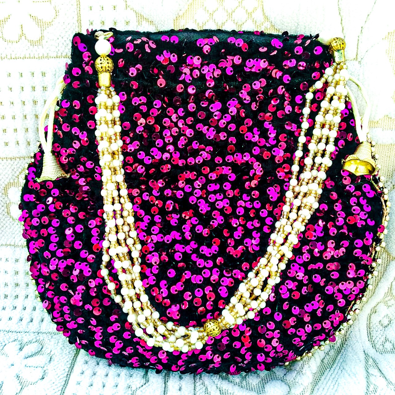 Women's Potli Bags For Wedding Return Gifts Party Sequin Bag For  Valentine Gift Purse Clutch Handcrafted Pouches Magenta - Ritzie