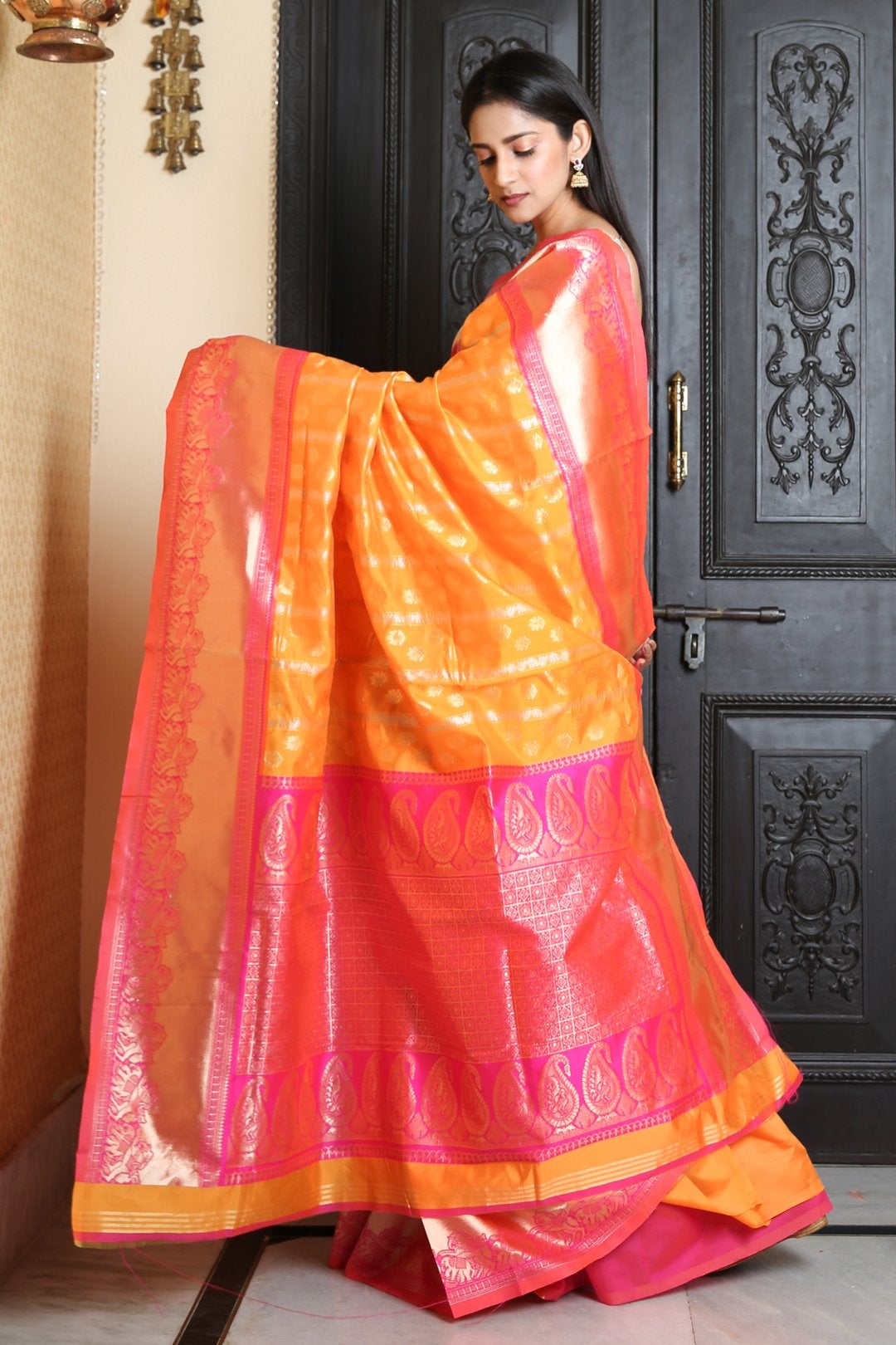 Women's Yellow Soft Silk Saree With Pink Jacquard Border And Rich Pallu - In Weave Sarees
