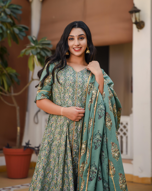Women's Juniper Green Front Slit Suit Set - Indian Virasat