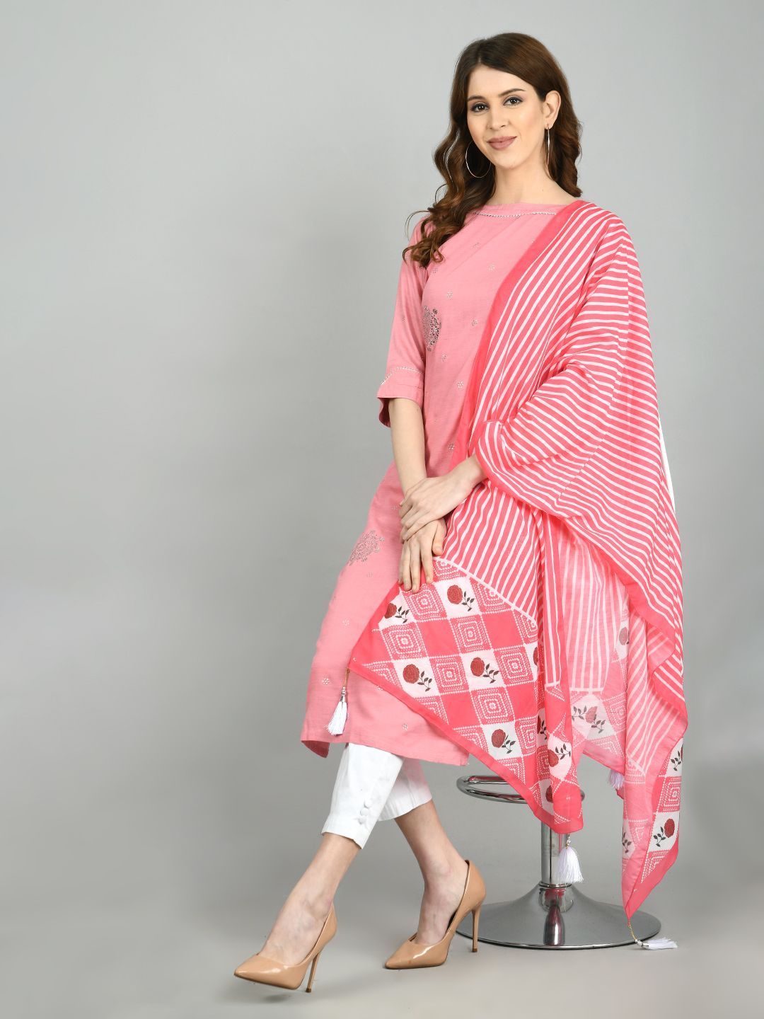 Women's Pink Cotton Printed 3/4 Sleeve Round Neck Casual Kurta Dupatta Set - Myshka