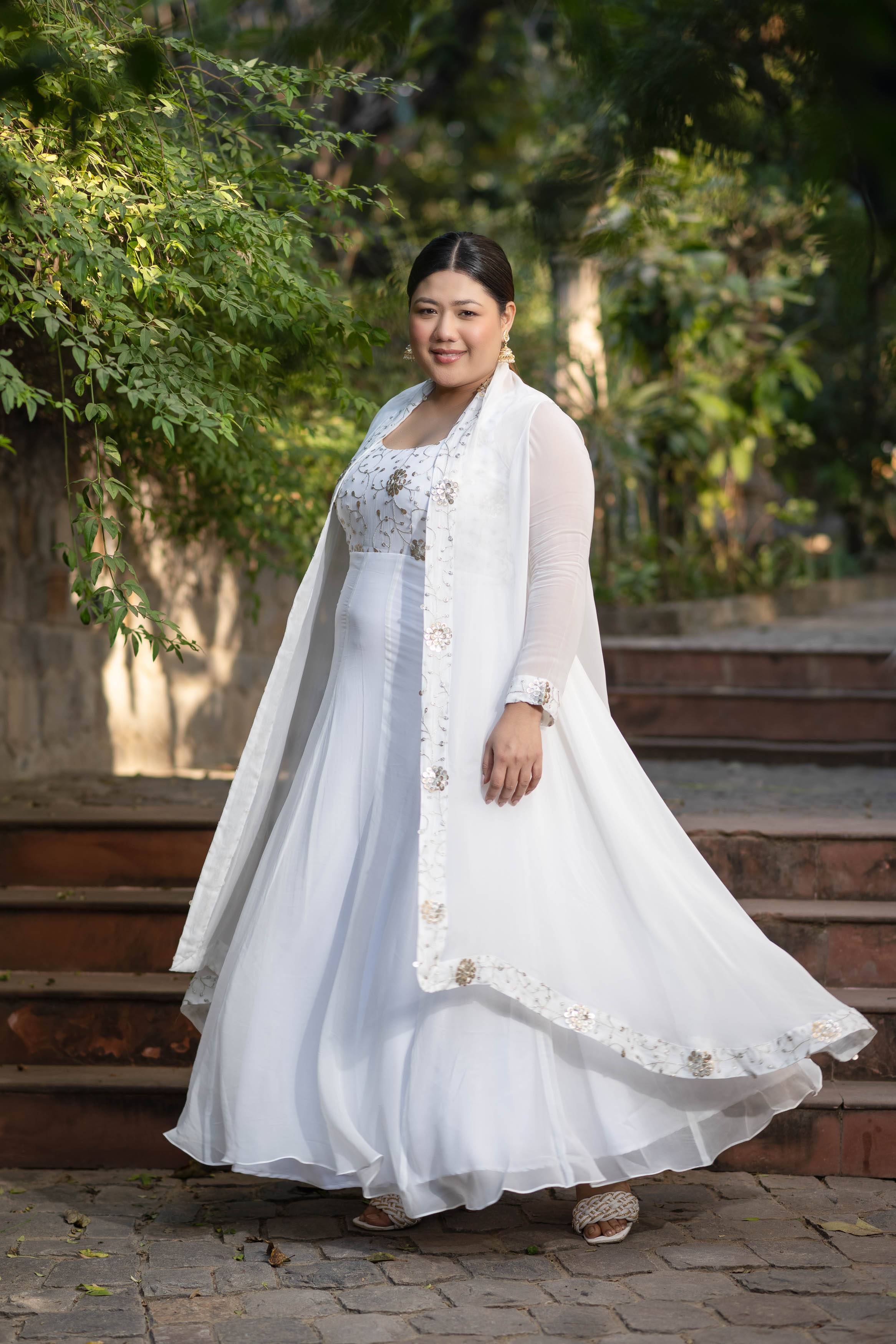 Plus Size Off White Jacket Gown With Sequin And Zari Work ( Set Of 2) 6XL Plus Size Off White Jacket Gown With Sequin And Zari Work ( Set Of 2) 6XL