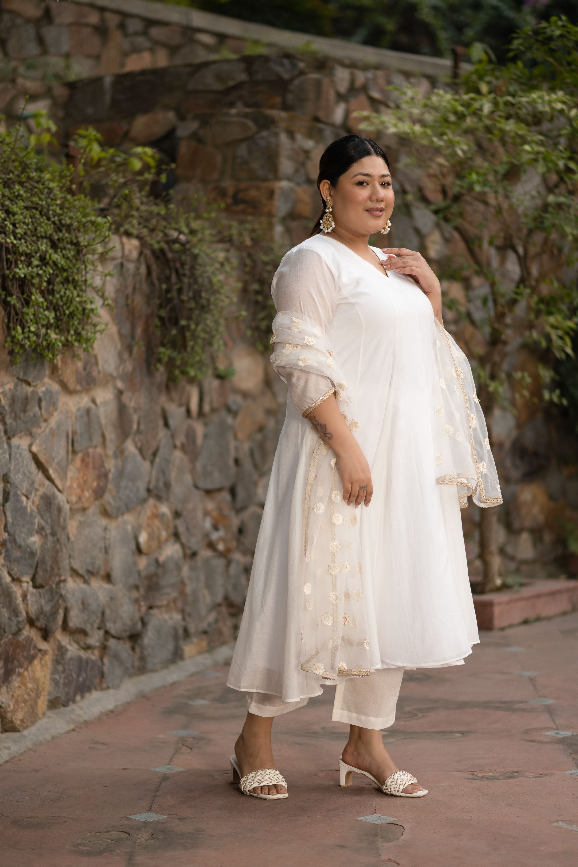 Women's Plus Size White Chanderi Anarkali With Thread Work Dupatta - Label Shaurya Sanadhya