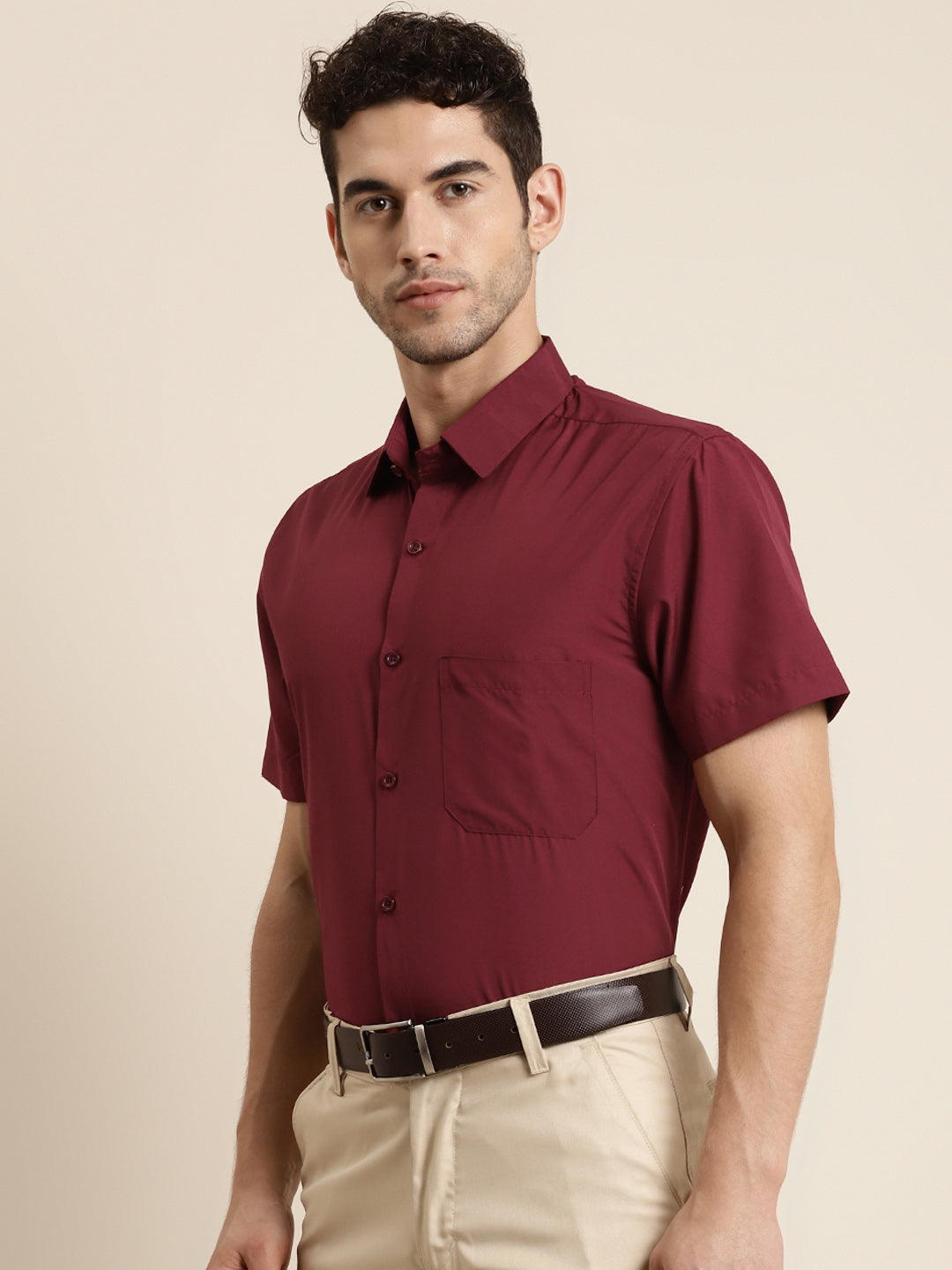 Men's Cotton Maroon Half sleeves Casual Shirt