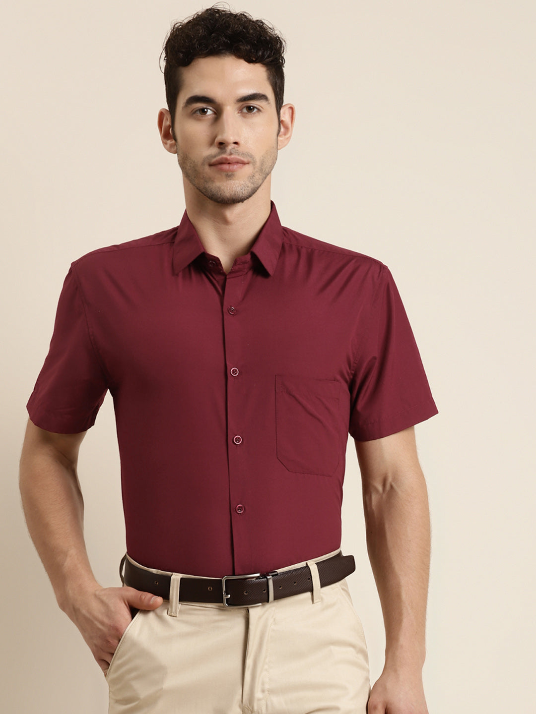 Men's Cotton Maroon Half sleeves Casual Shirt