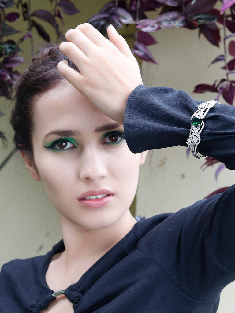 Women's Sparkling Emerald Bracele