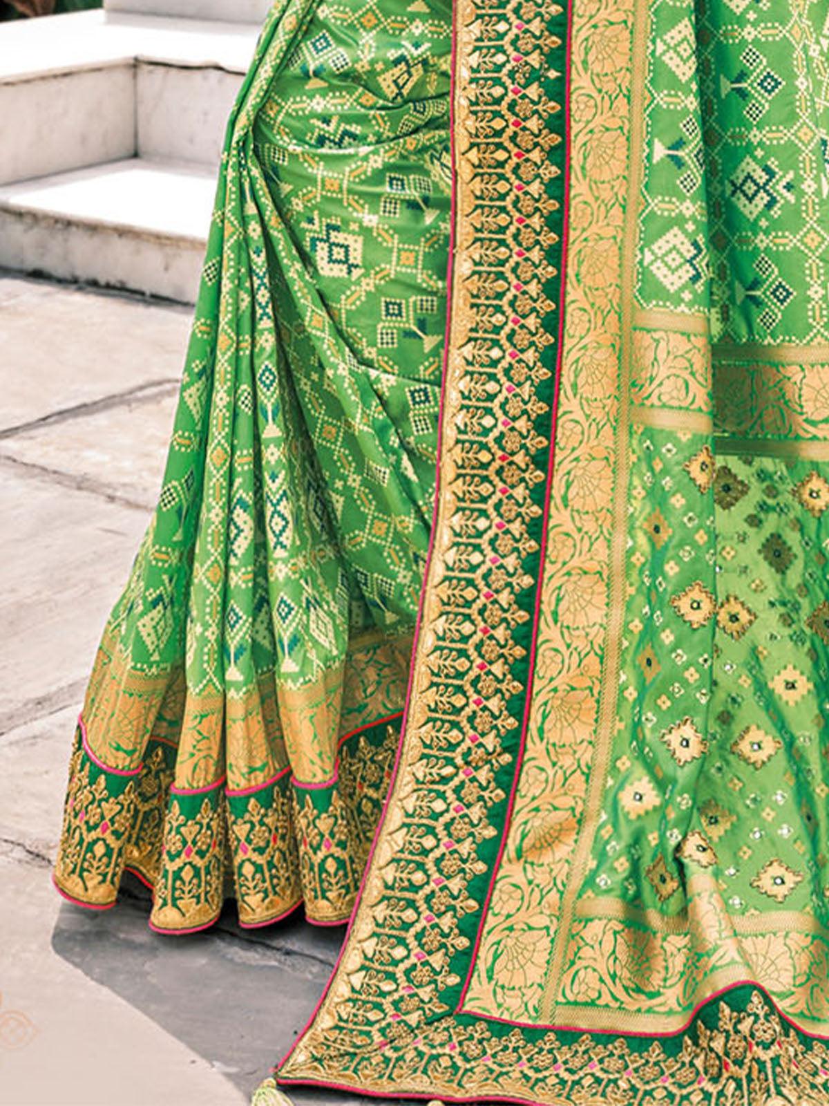 Women's Green Patola Pure Silk Saree With Blouse Piece - Odette