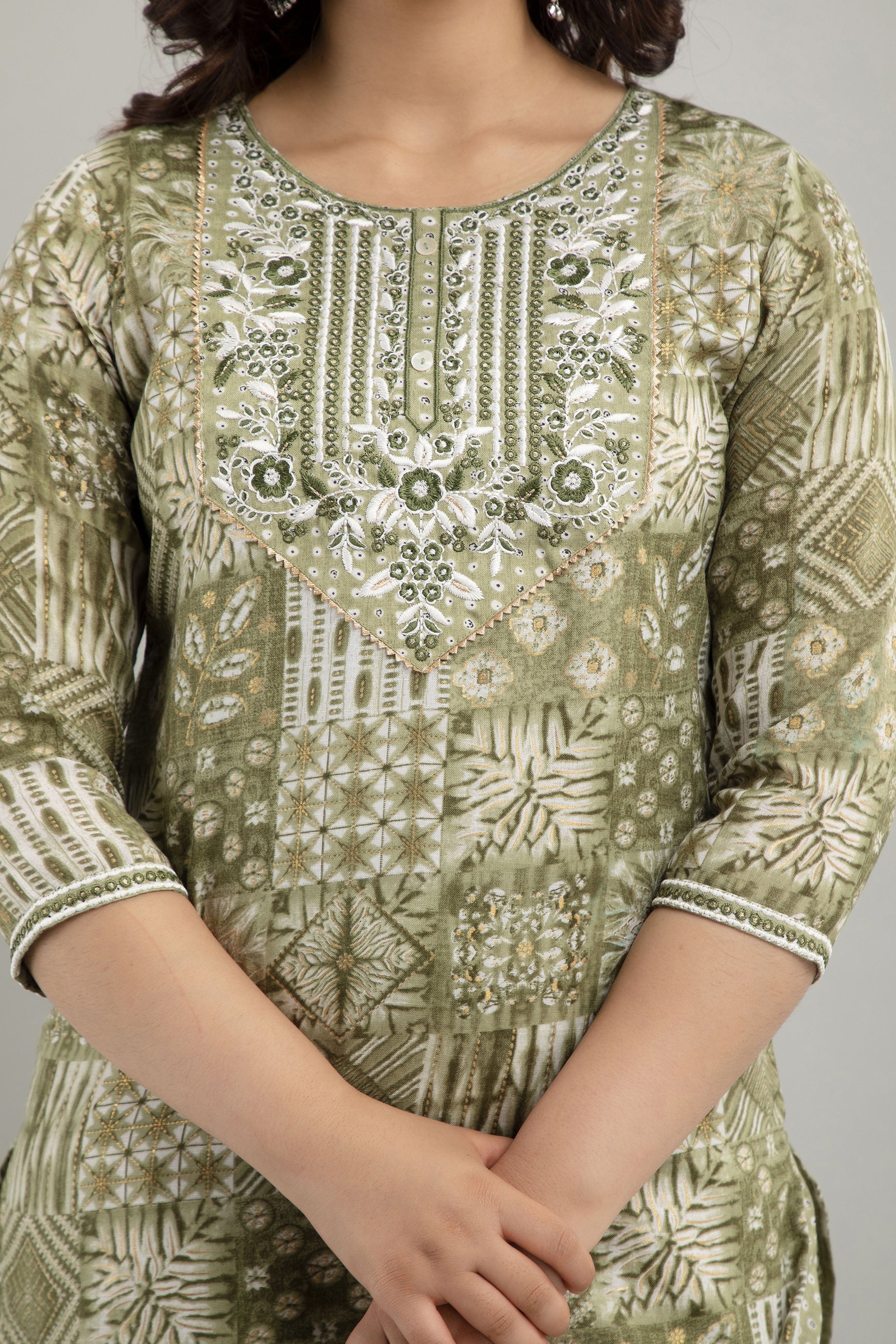 Women's Digital Print & Embroidered Cotton Blend Straight Kurta Pant & Dupatta Set (Green) - Charu