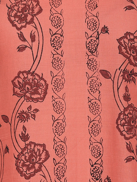 Women's Pink Floral Straight Kurta - Wahe-Noor